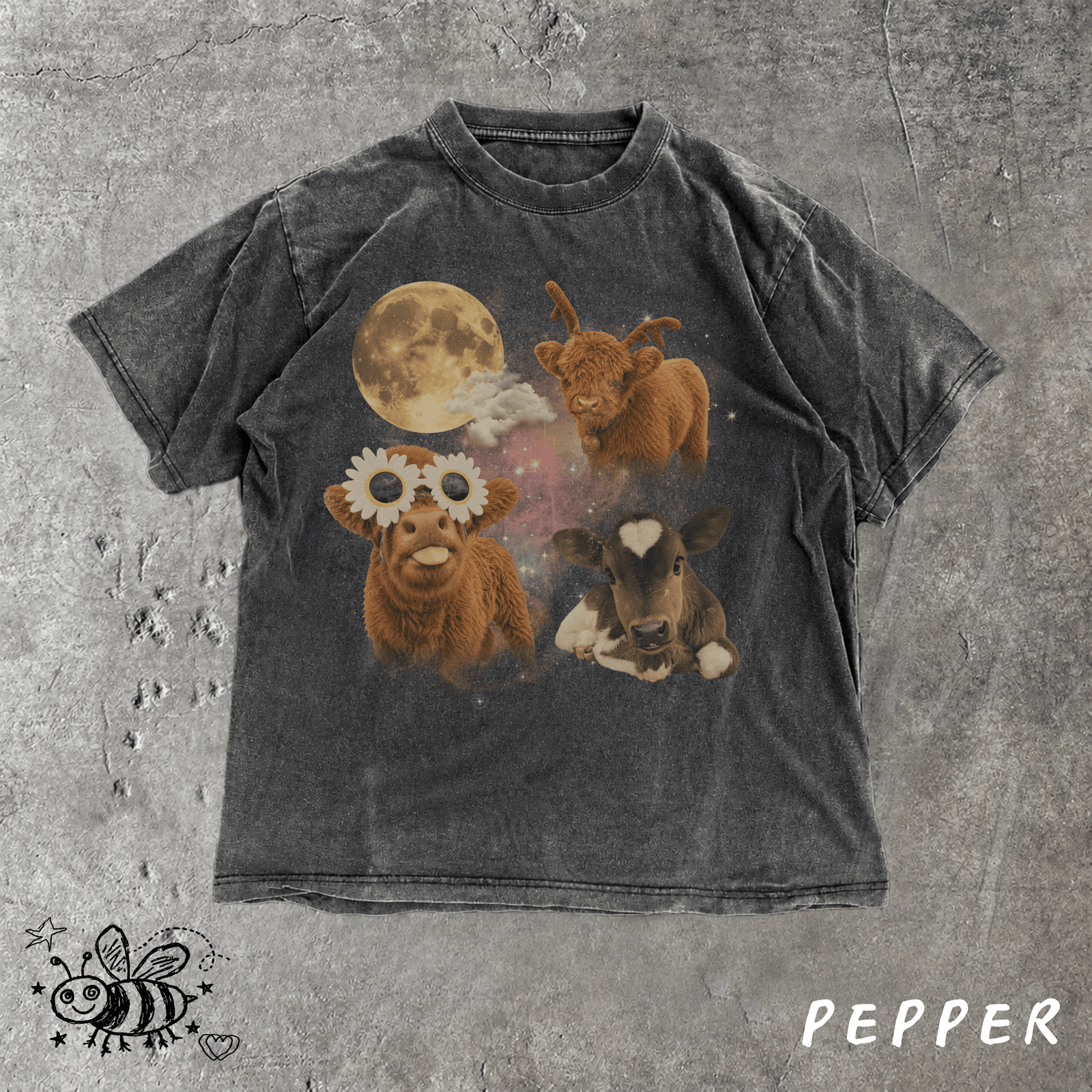 Cute cuddly Cows Howling at Moon Vintage 90s Graphic T Shirt