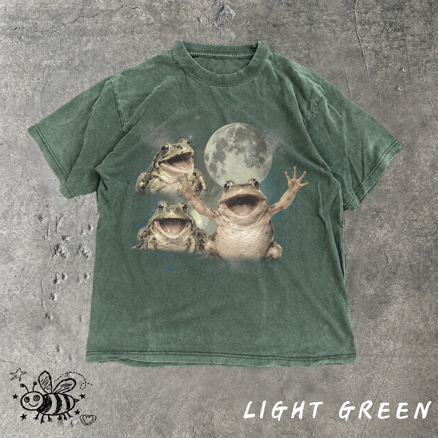 Retro Frogs Moon Graphic T-shirt